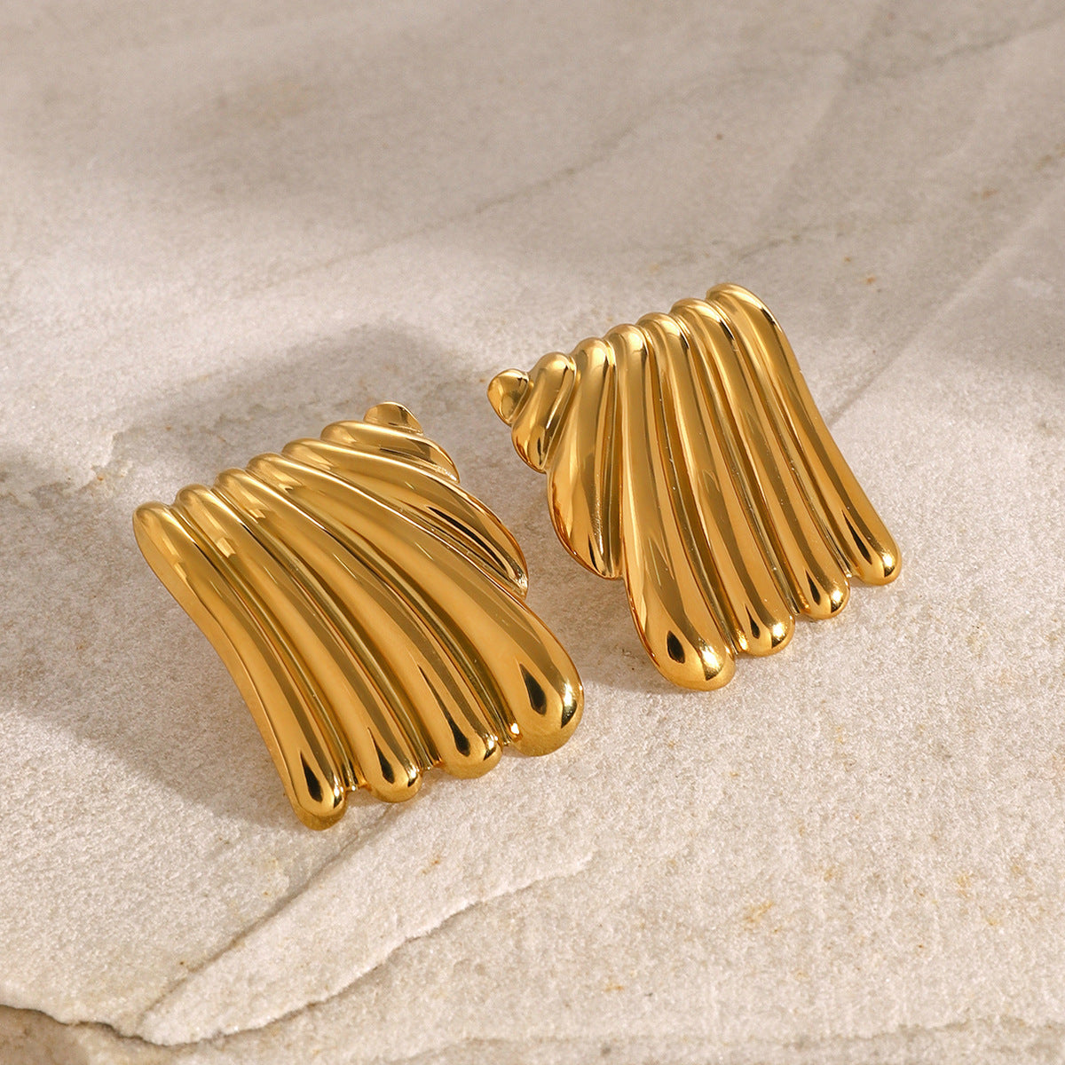 Aphrodite Studs Earrings
