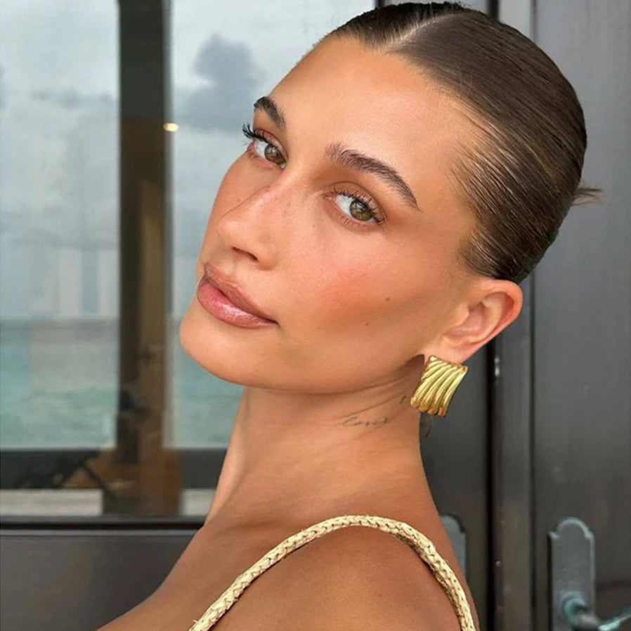 Aphrodite Studs Earrings